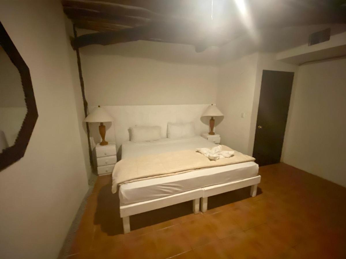 Two-Bedroom Apartment,1071085366:JPEG