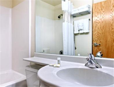 Studio Queen Suite - Non-Smoking,1275606028:JPEG