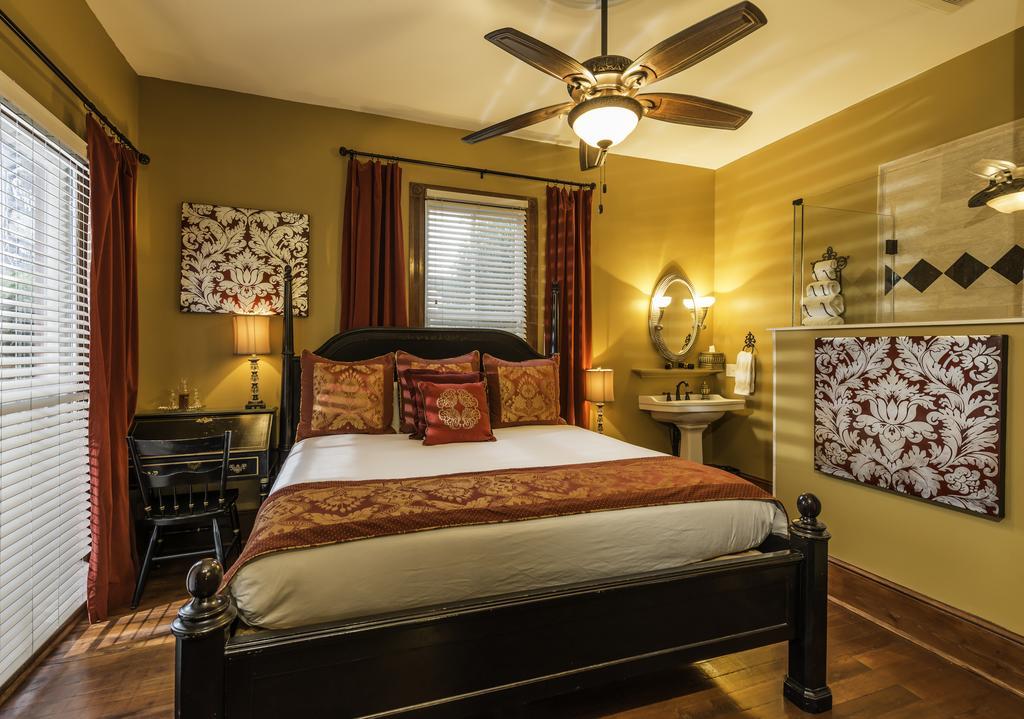 King Room - Ruby Room,654447723:JPEG