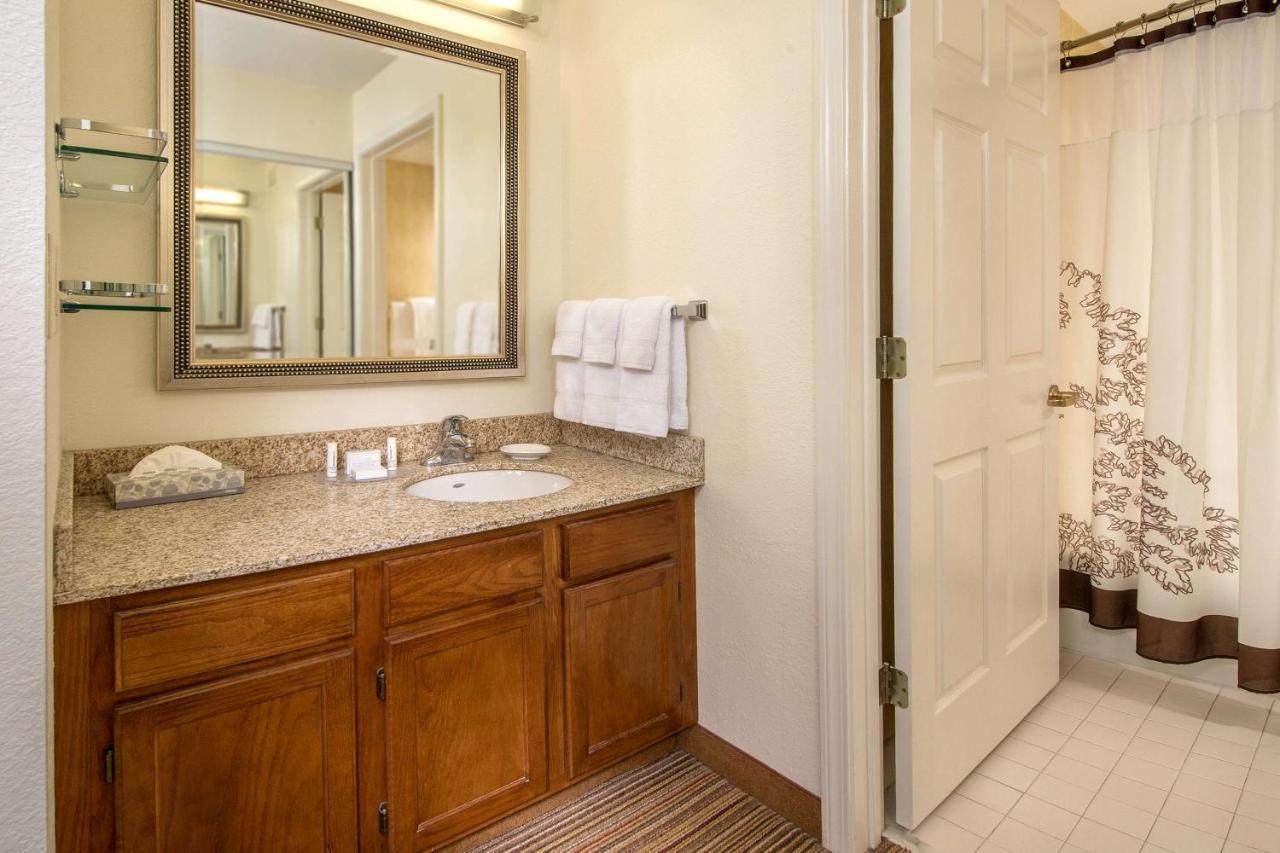 Two Bedroom Suite with Two Queen Beds
