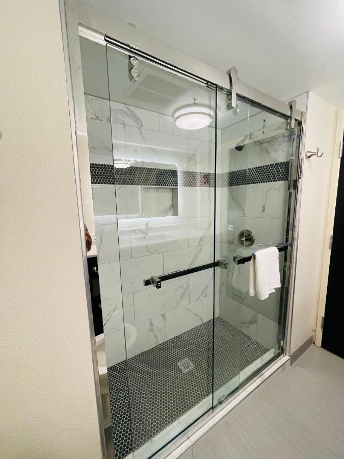 King Room - Non-Smoking,1165079340:JPEG