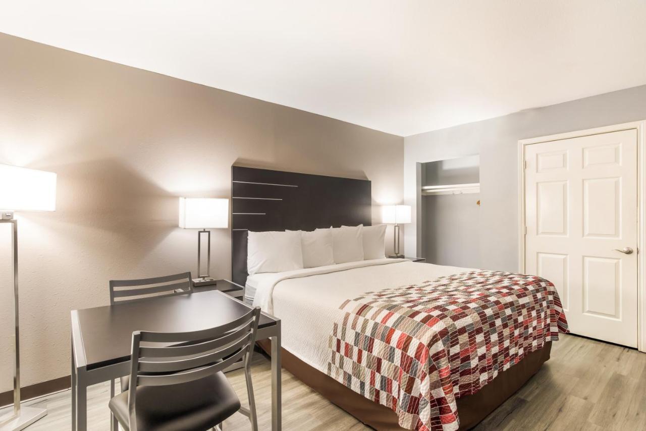 Superior King Room with Disability Access - Non-Smoking