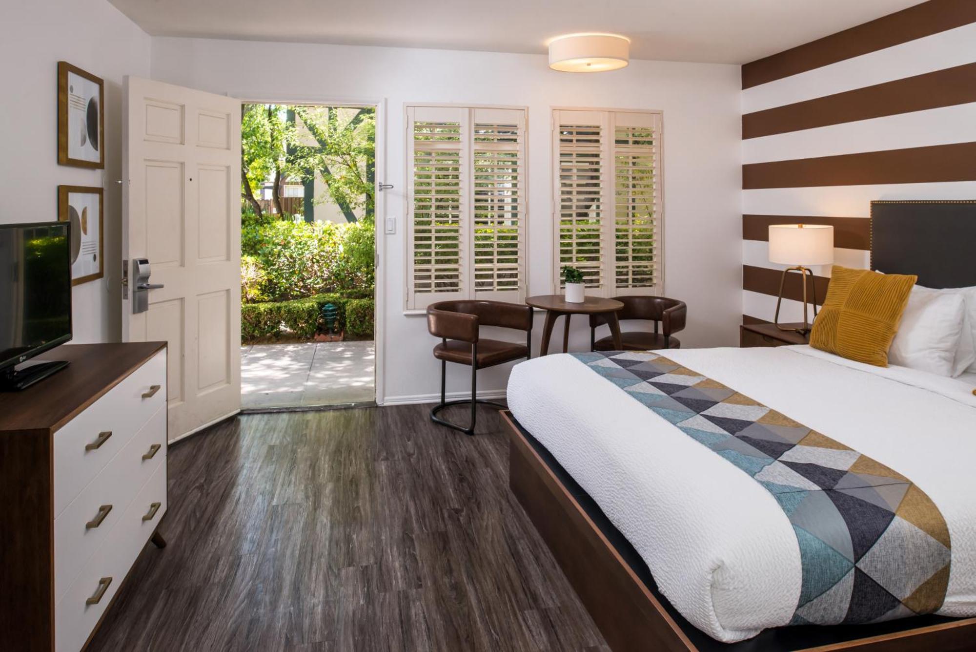 Chateau King,1214105128:JPEG