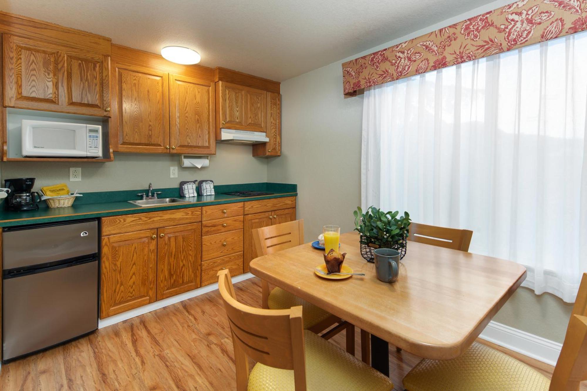 Queen Room with Two Queen Beds with Kitchenette,1214447887:JPEG