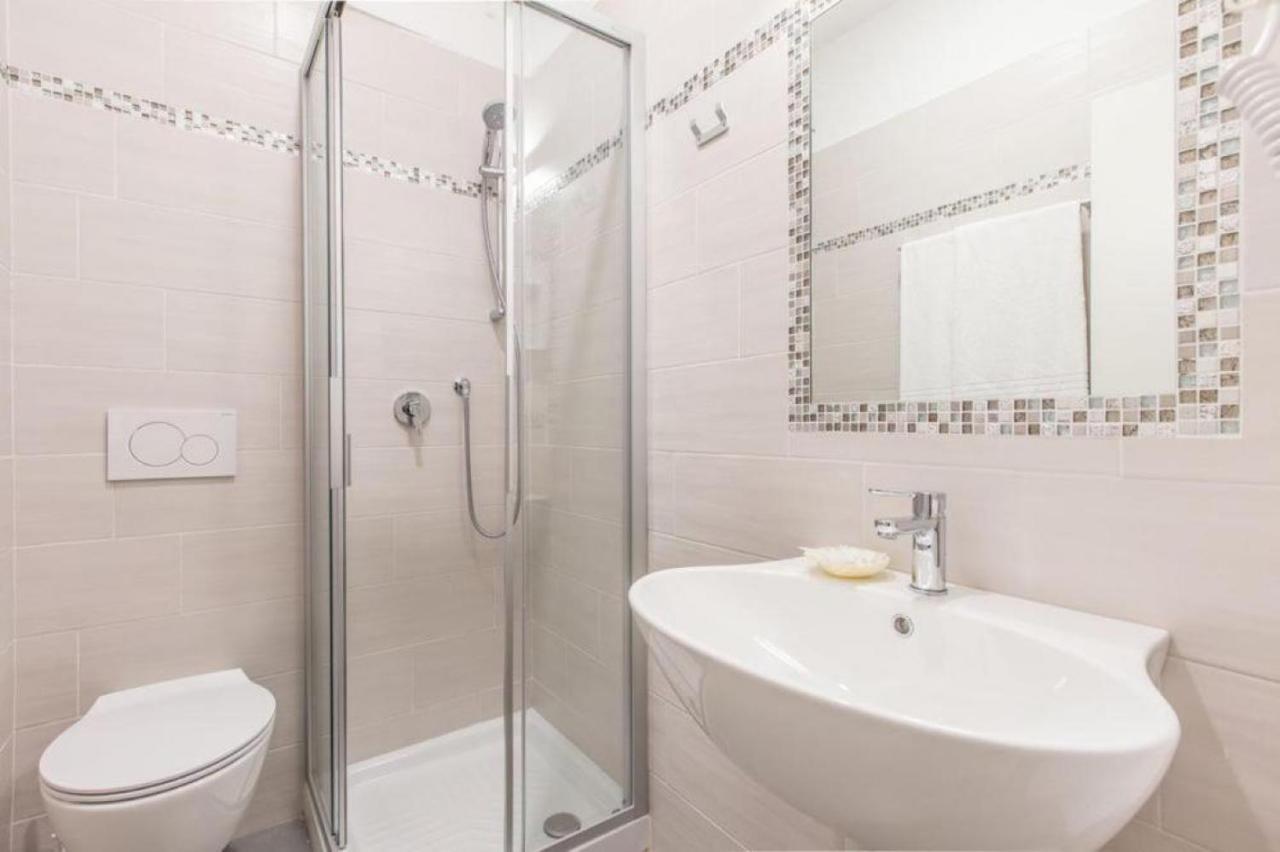 Triple Room with Private Bathroom,1541391919:JPEG