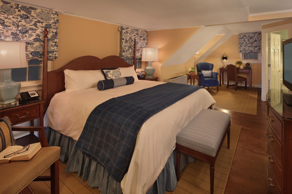 King Suite