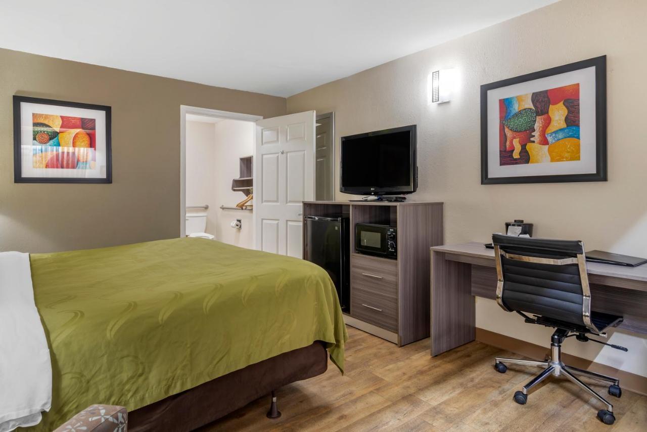 King Room - Disability Access/Non-Smoking