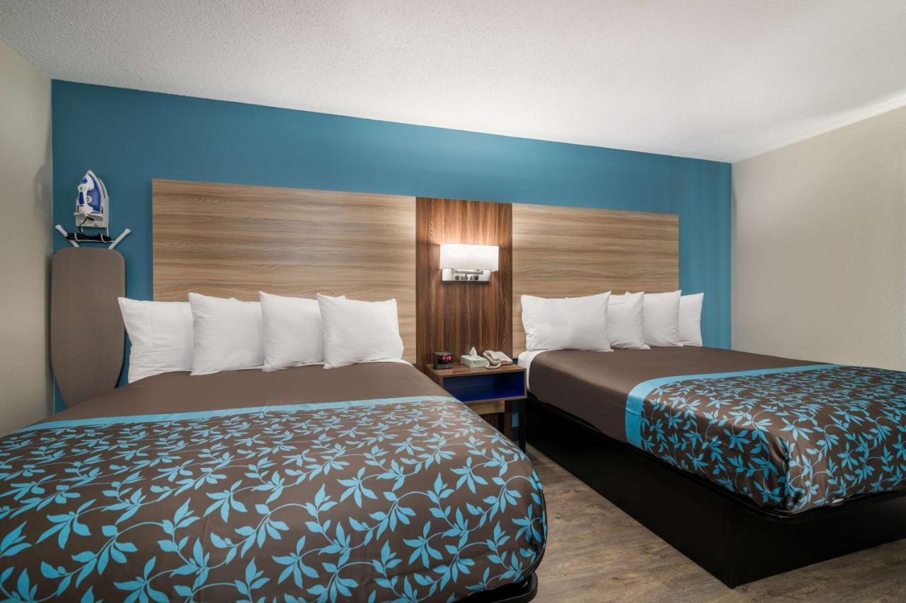 Queen Room with Two Queen Beds