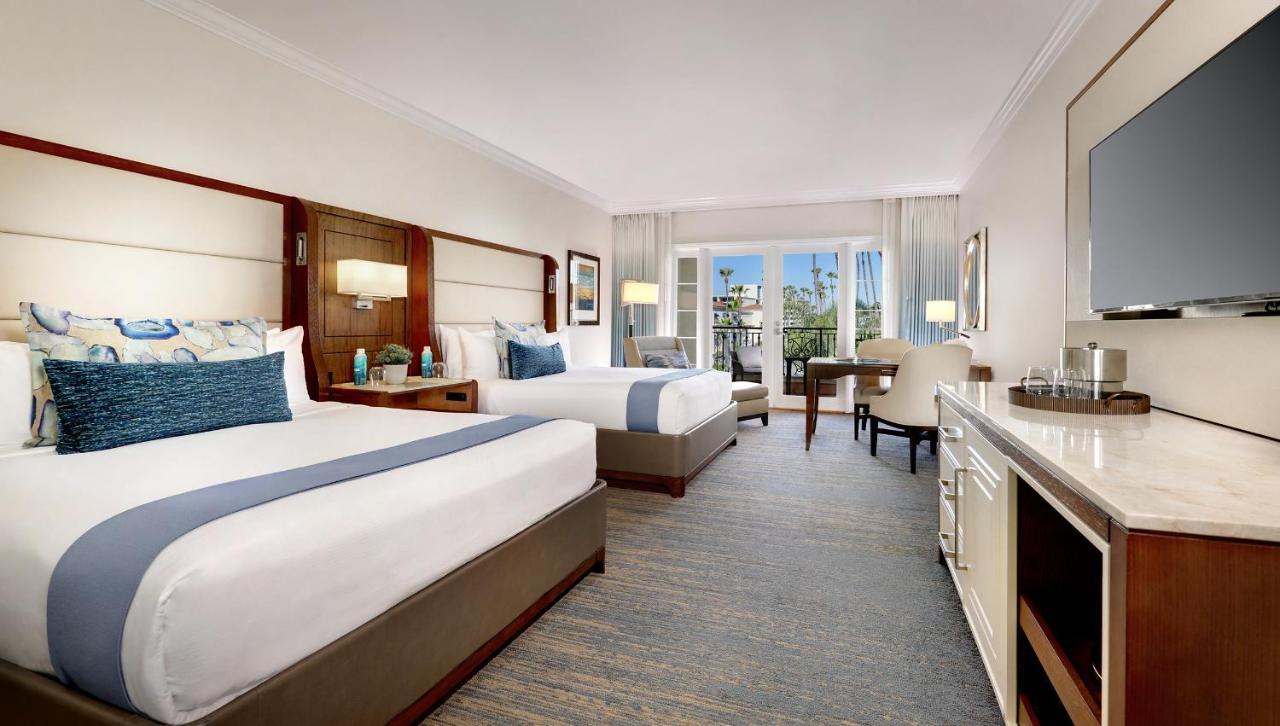 Standard Room with Two Queen Beds