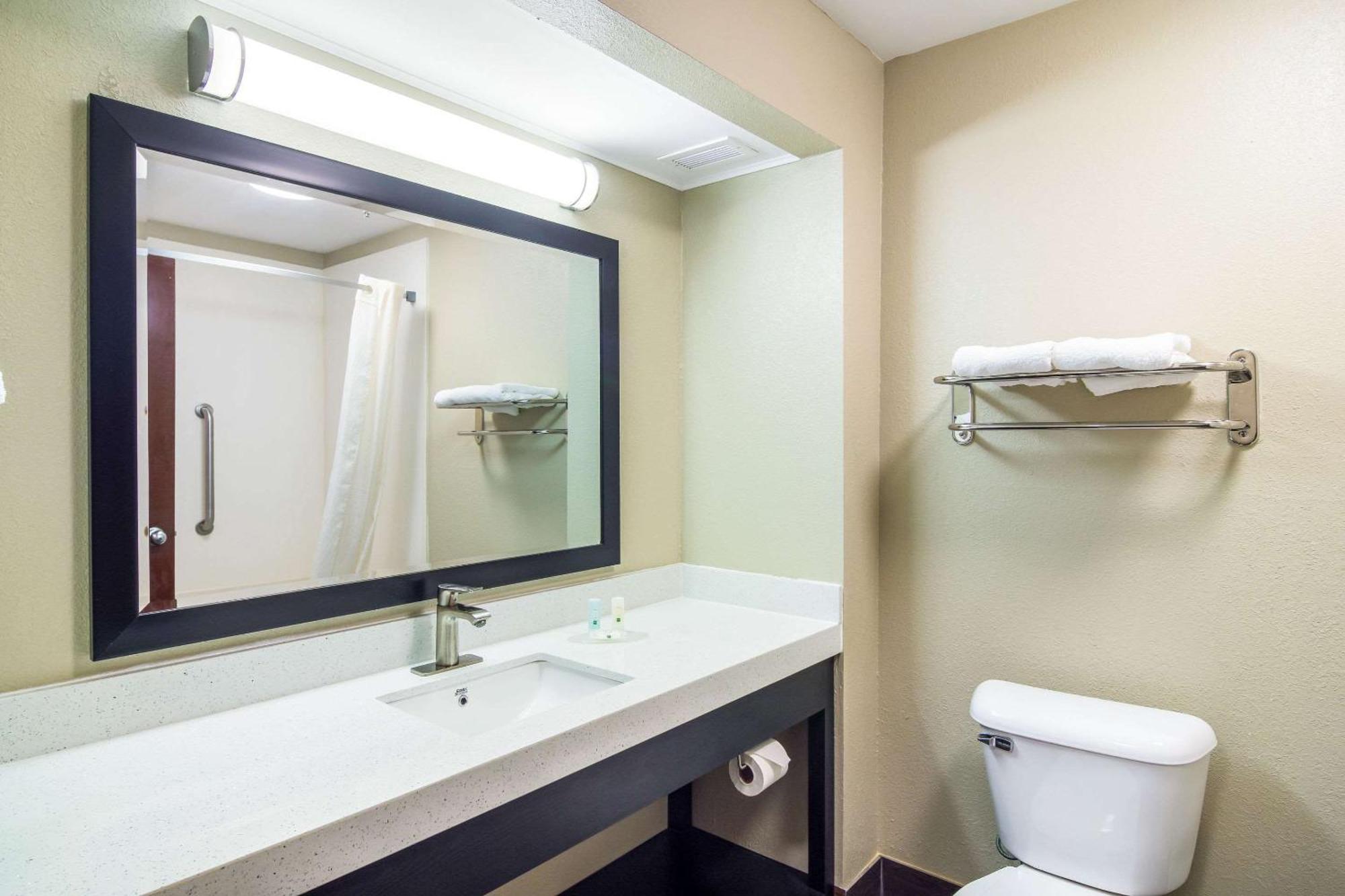 Double Room with Two Double Beds - Non-Smoking