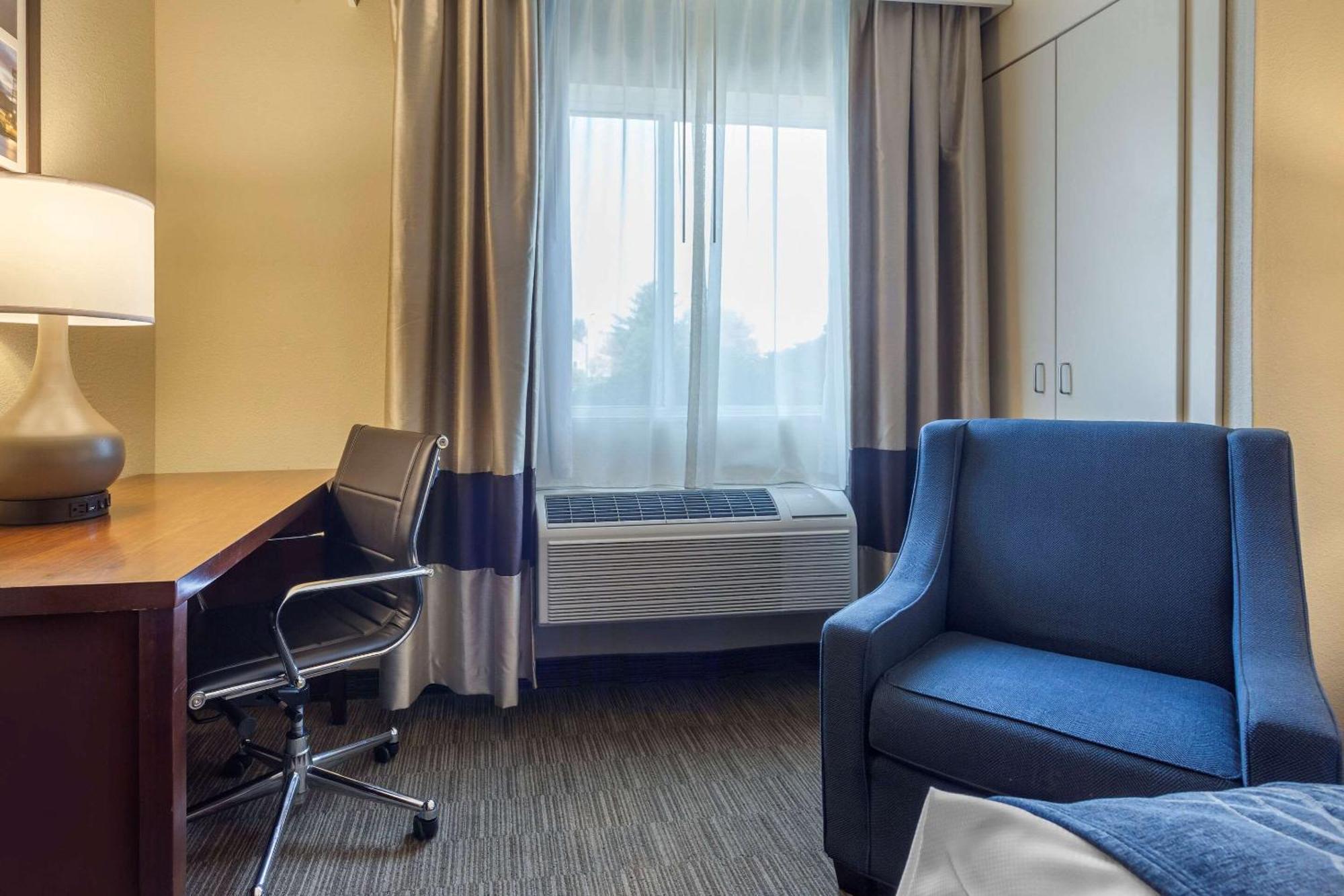 Queen Room - Accessible/Non-Smoking,1281118324:JPEG