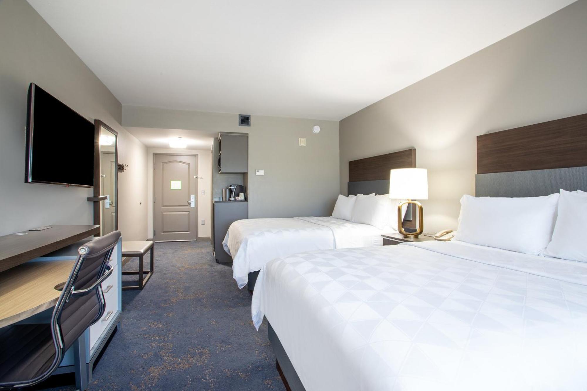 Standard Room with Two Queen Beds,1450620943:JPEG