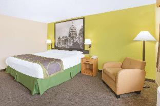 King Room - Disability Access - Non-Smoking