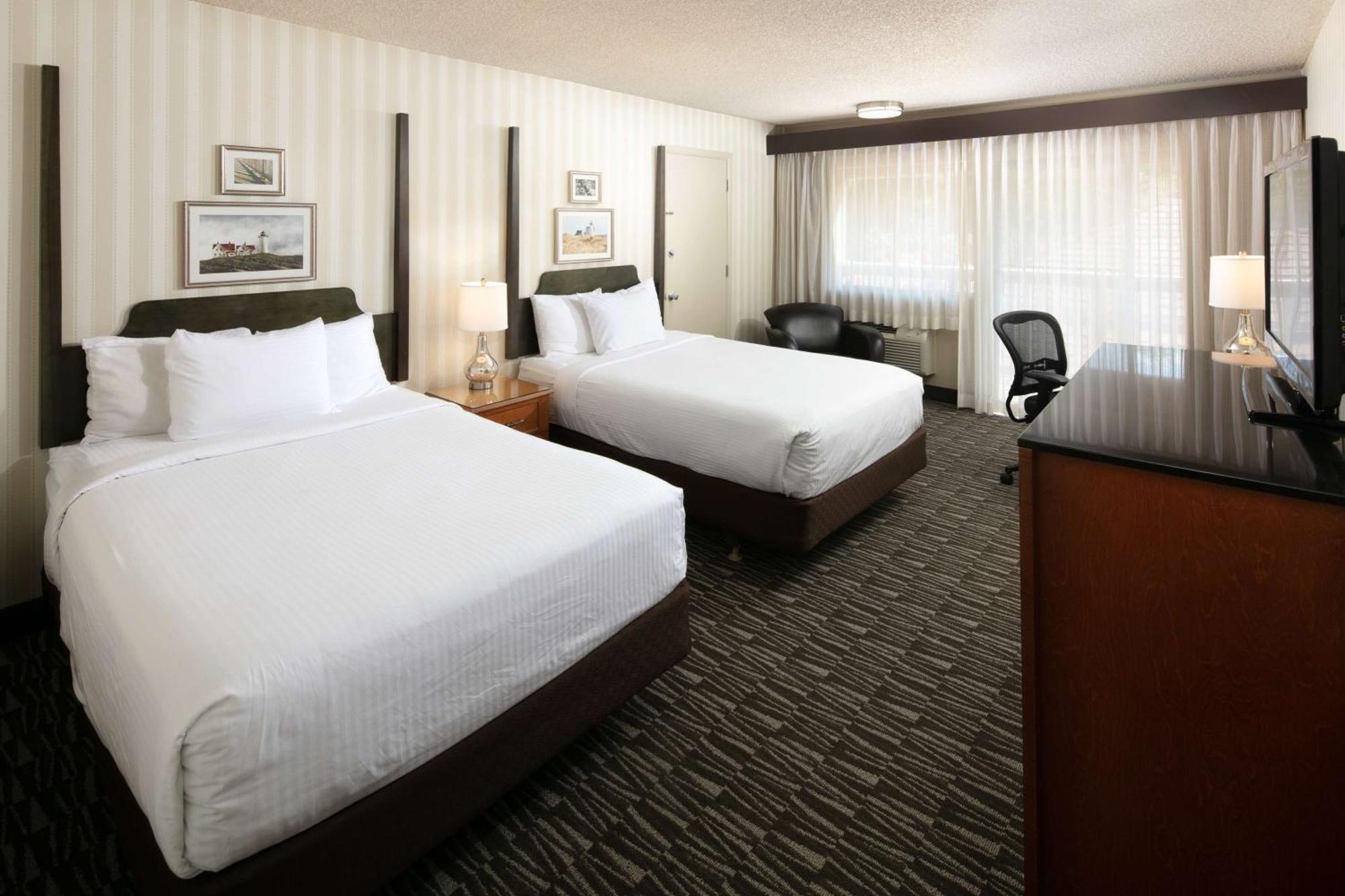 Premium Queen Room Two Queen Beds,1281439369:JPEG