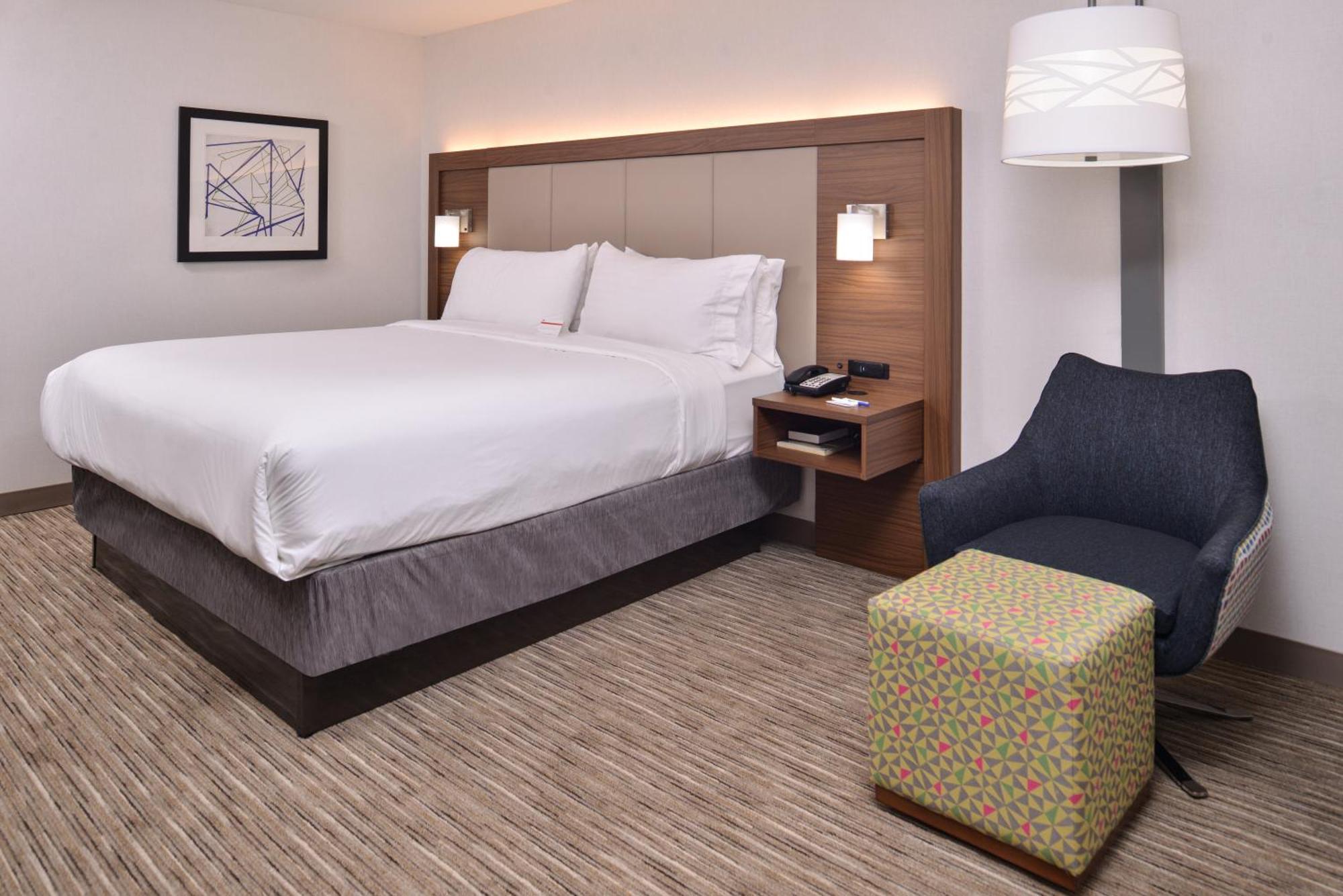 Standard King Room,1451352862:JPEG