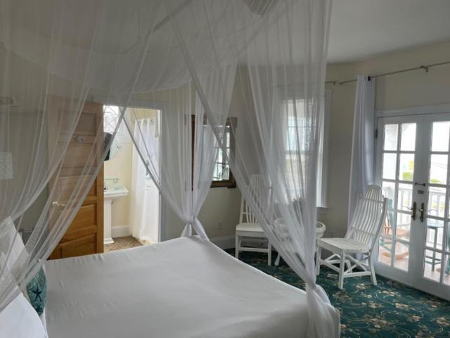 Double Room with Balcony and Sea View