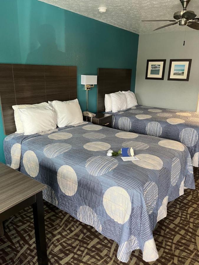 Double Room with Two Double Beds - Non Smoking