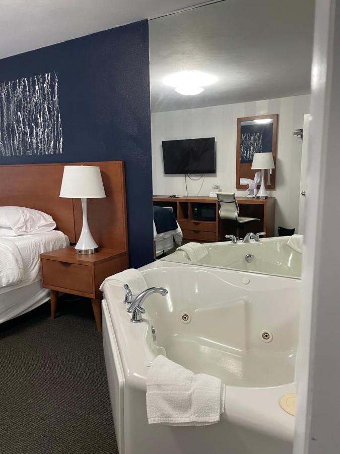 Deluxe Junior Suite,1357643351:JPEG