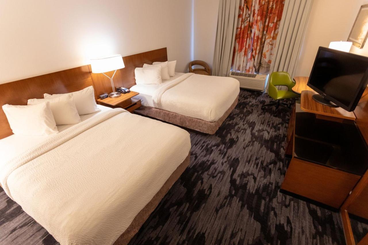 Queen Room with Two Queen Beds,1362925022:JPEG