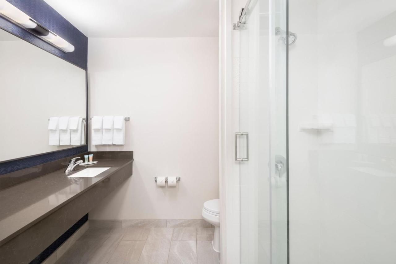 King Room,1374742565:JPEG