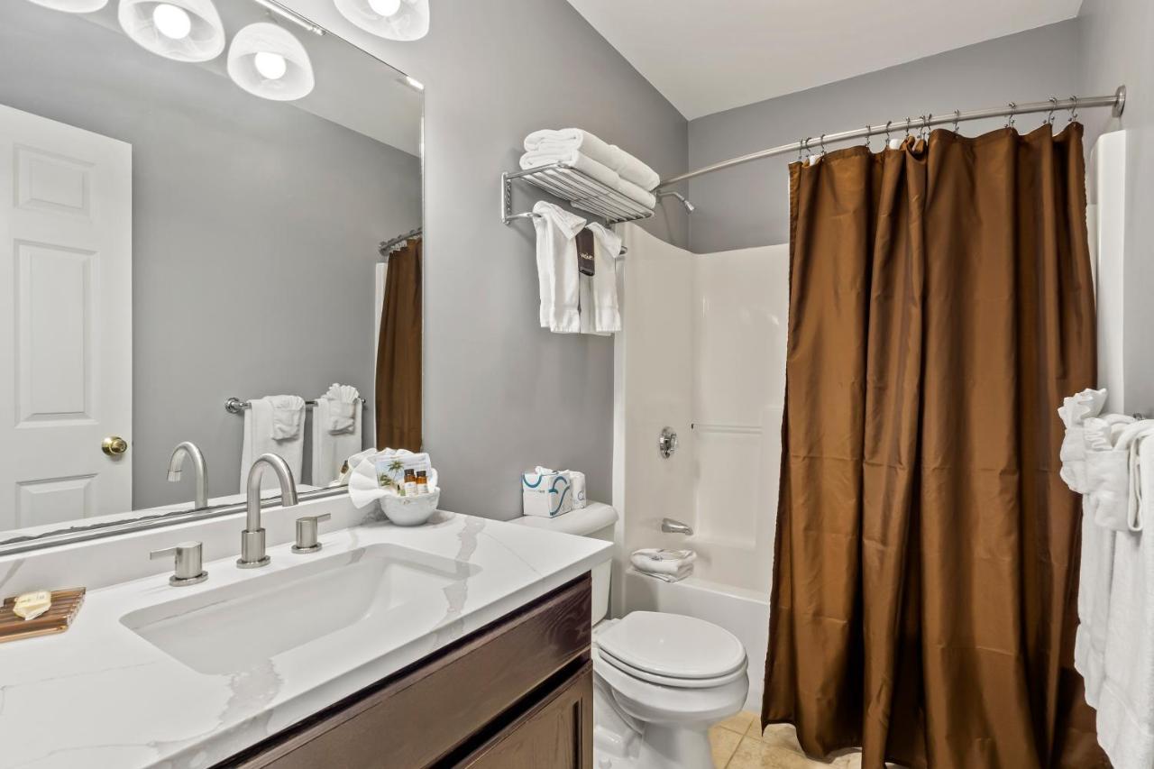 One-Bedroom Suite with Stairs