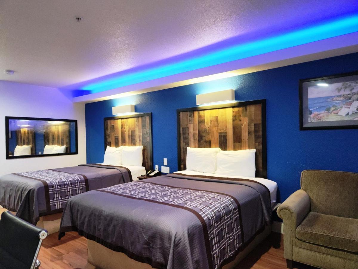 Deluxe Queen Room,1397725826:JPEG