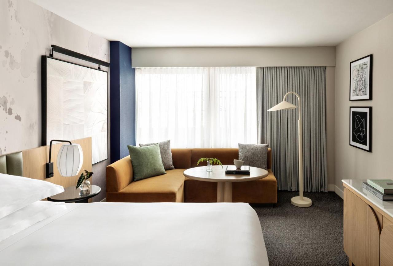 Essential King Room