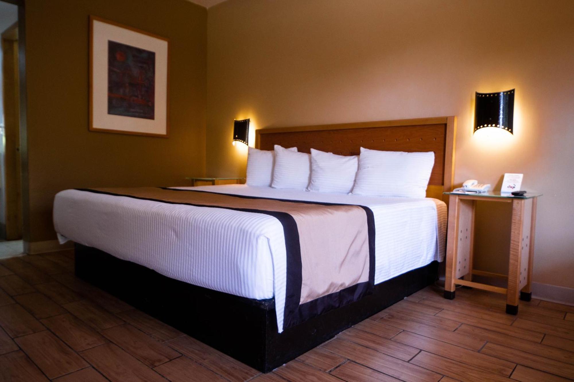 Standard Double Room,1710311896:JPEG