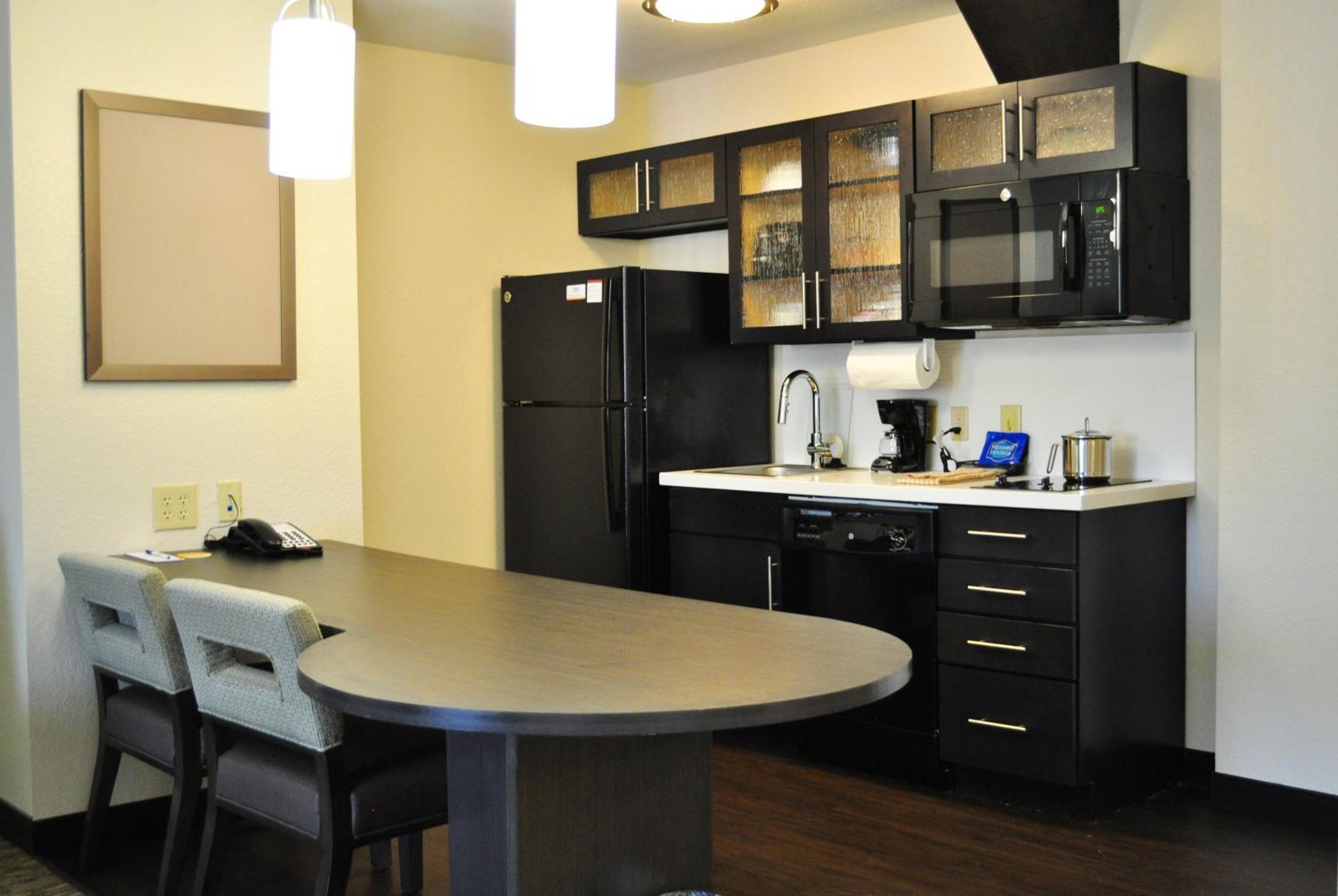 One-Bedroom Suite,1500852694:JPEG