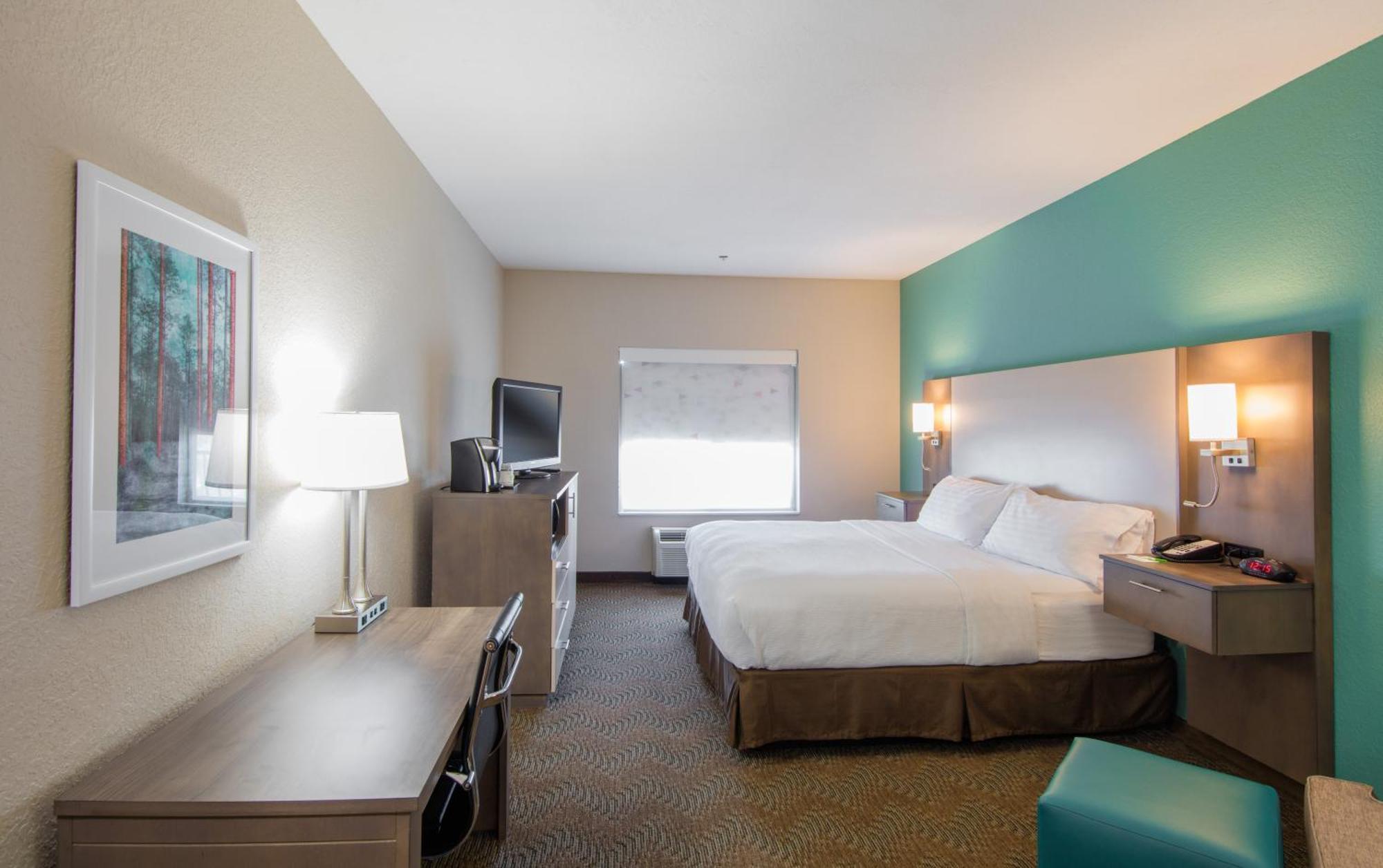 Standard King Room