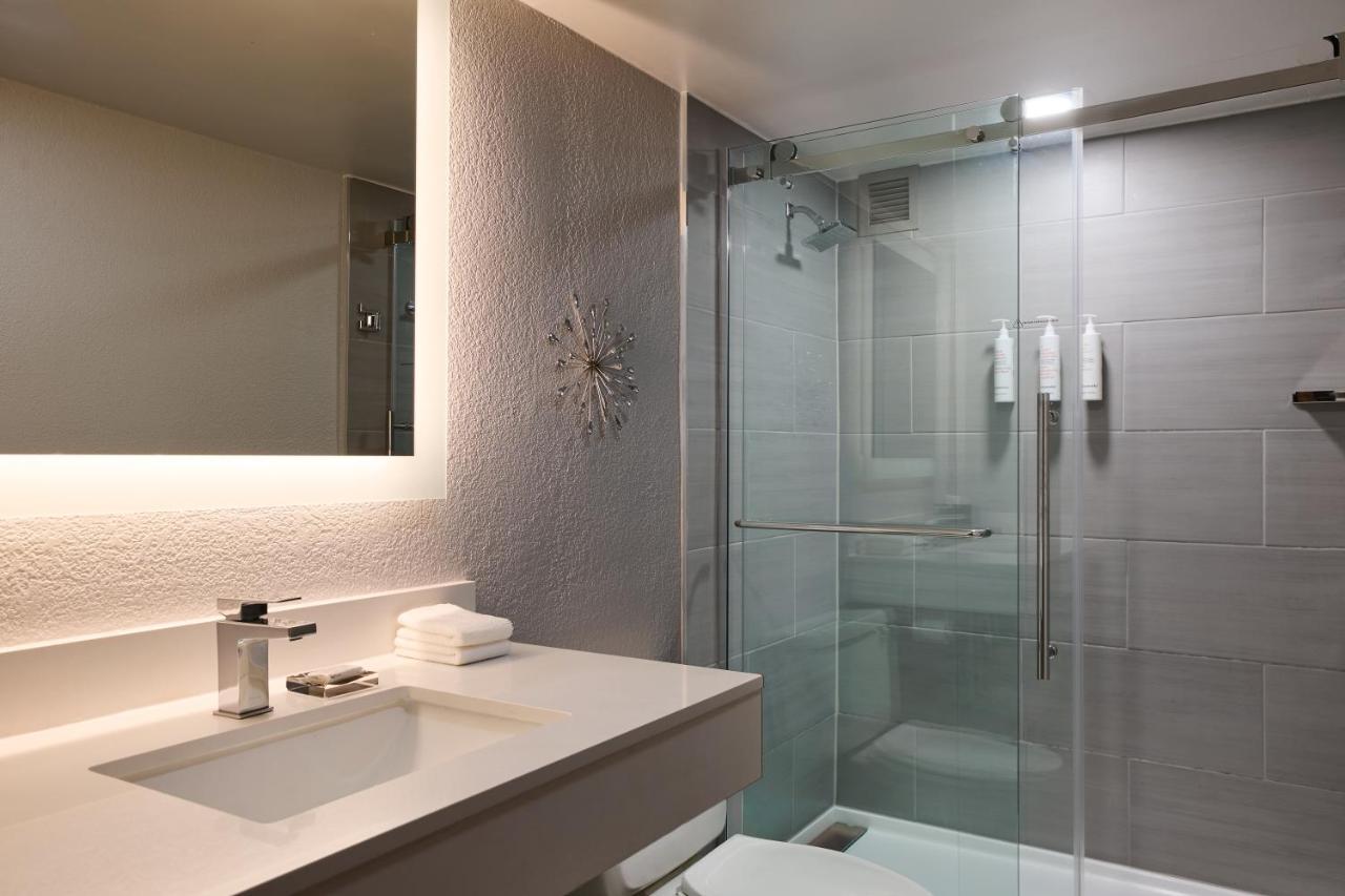 King Room with Pool View - Ground Floor,1498652056:JPEG