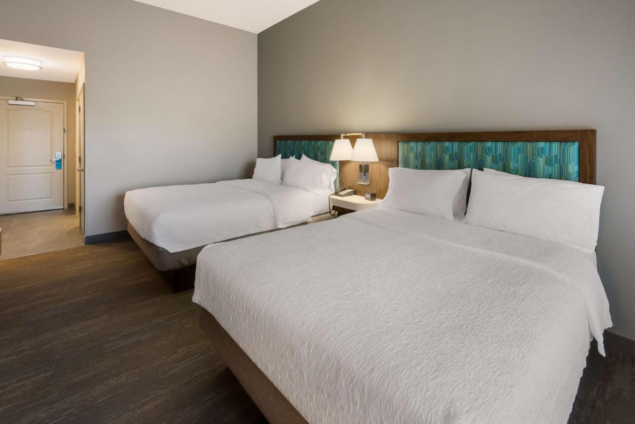 Room with Two Queen Beds - Non-Smoking,1499299060:JPEG