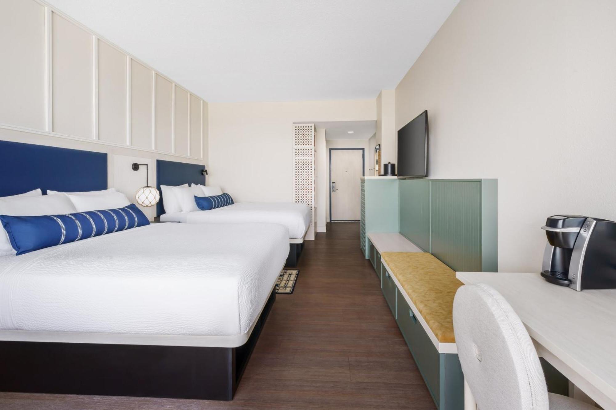 Executive Double Room Two Queen Beds,1248203986:JPEG