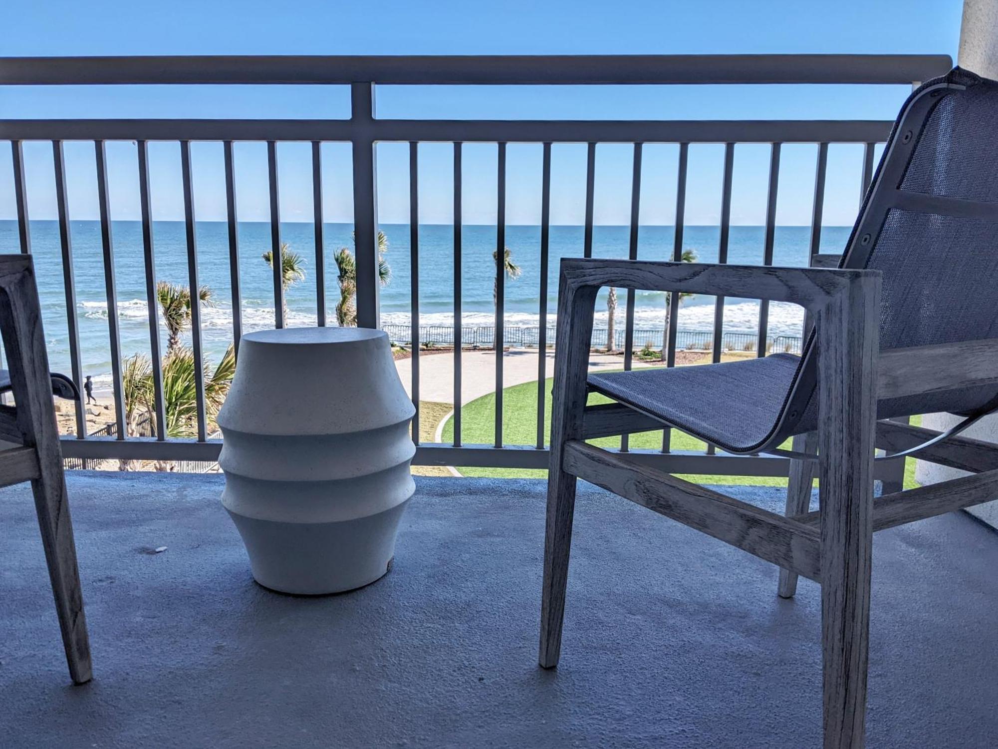 King Studio Suite with Balcony and Ocean View,1657144820:JPEG