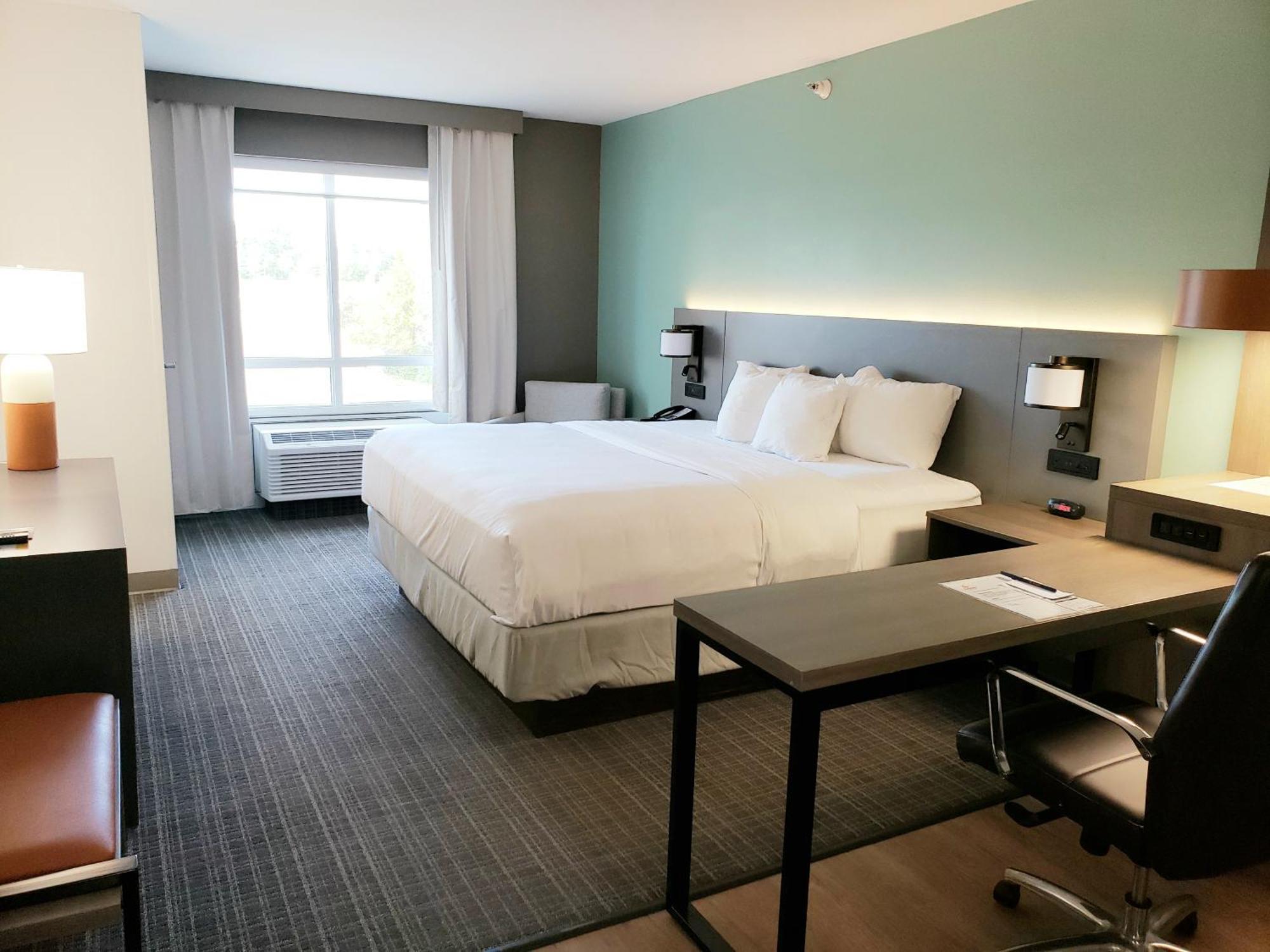 King Suite - Accessible/Non-Smoking,1625485802:JPEG