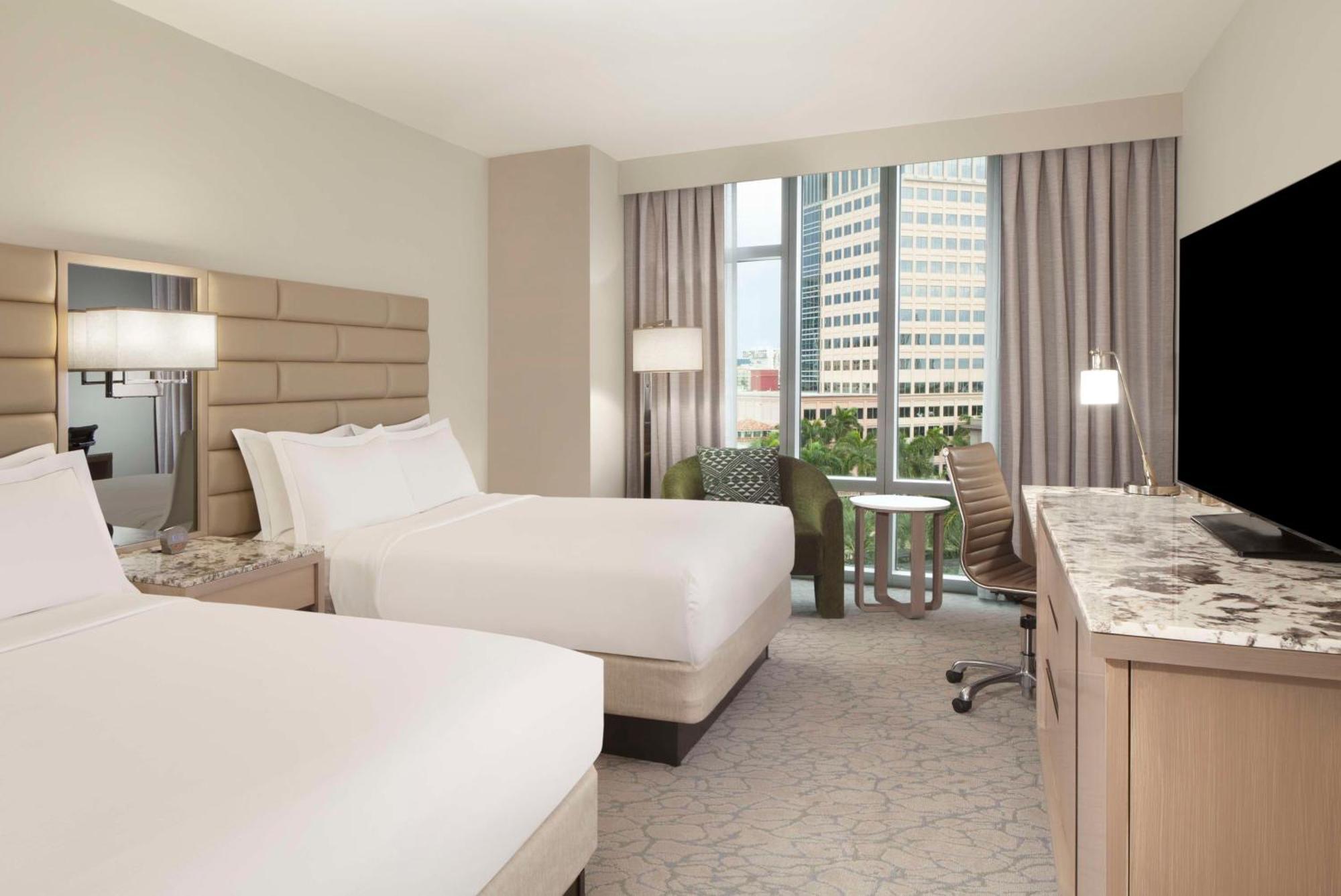 Deluxe Queen Room with Two Queen Beds