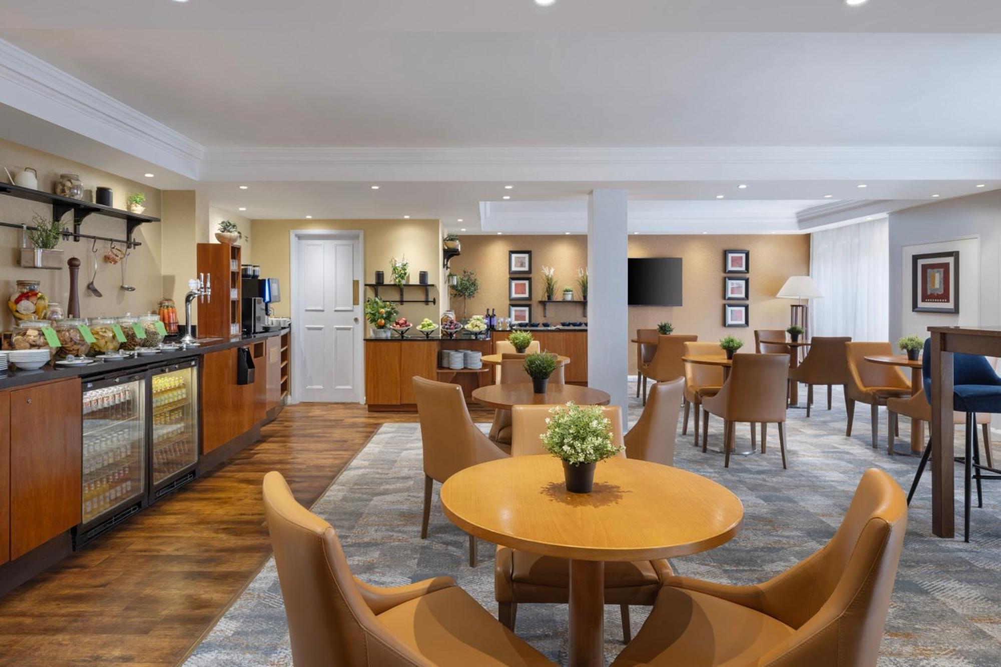 Executive Room with Lounge Access