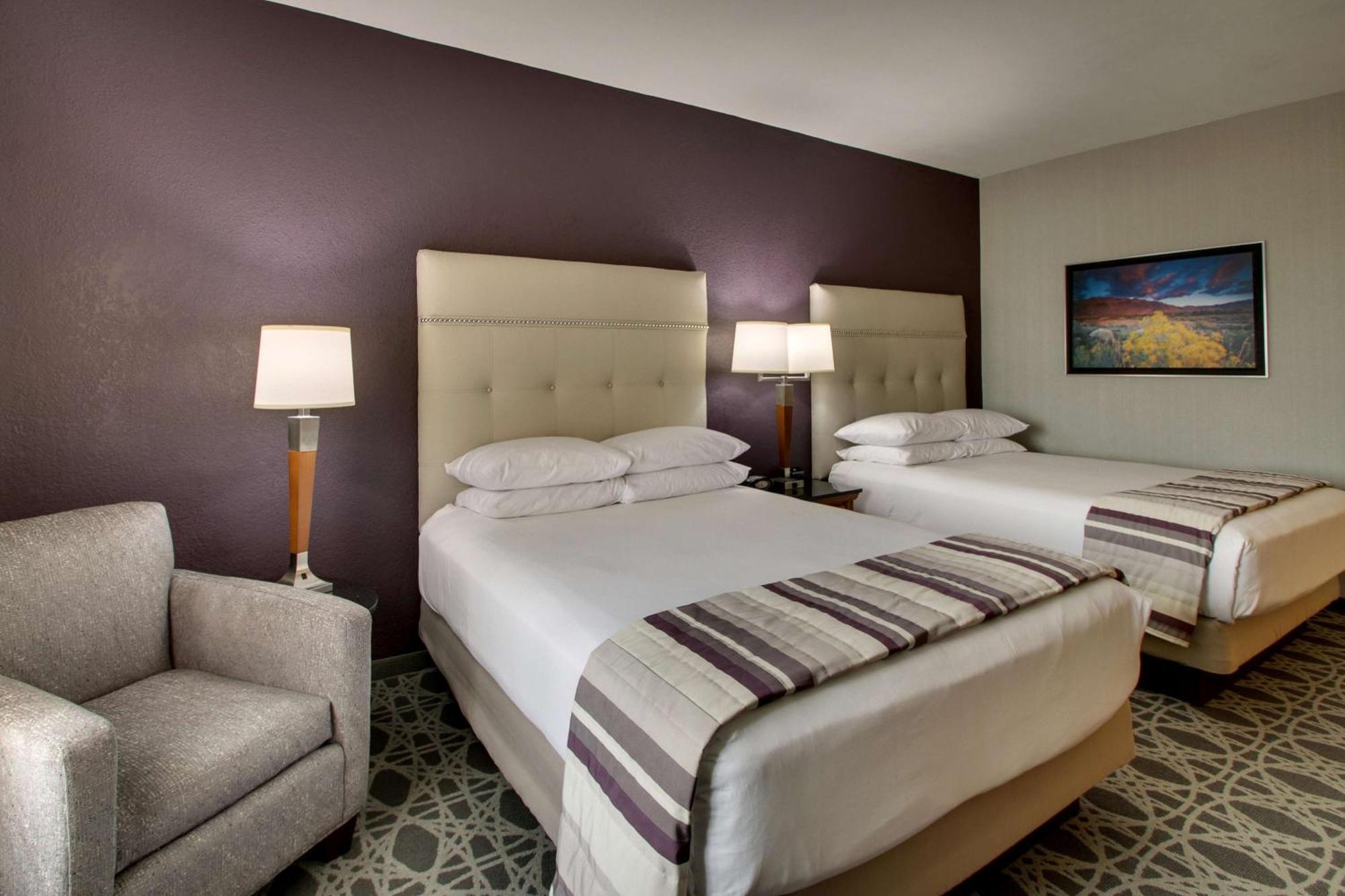 Deluxe Queen Room with Two Queen Beds