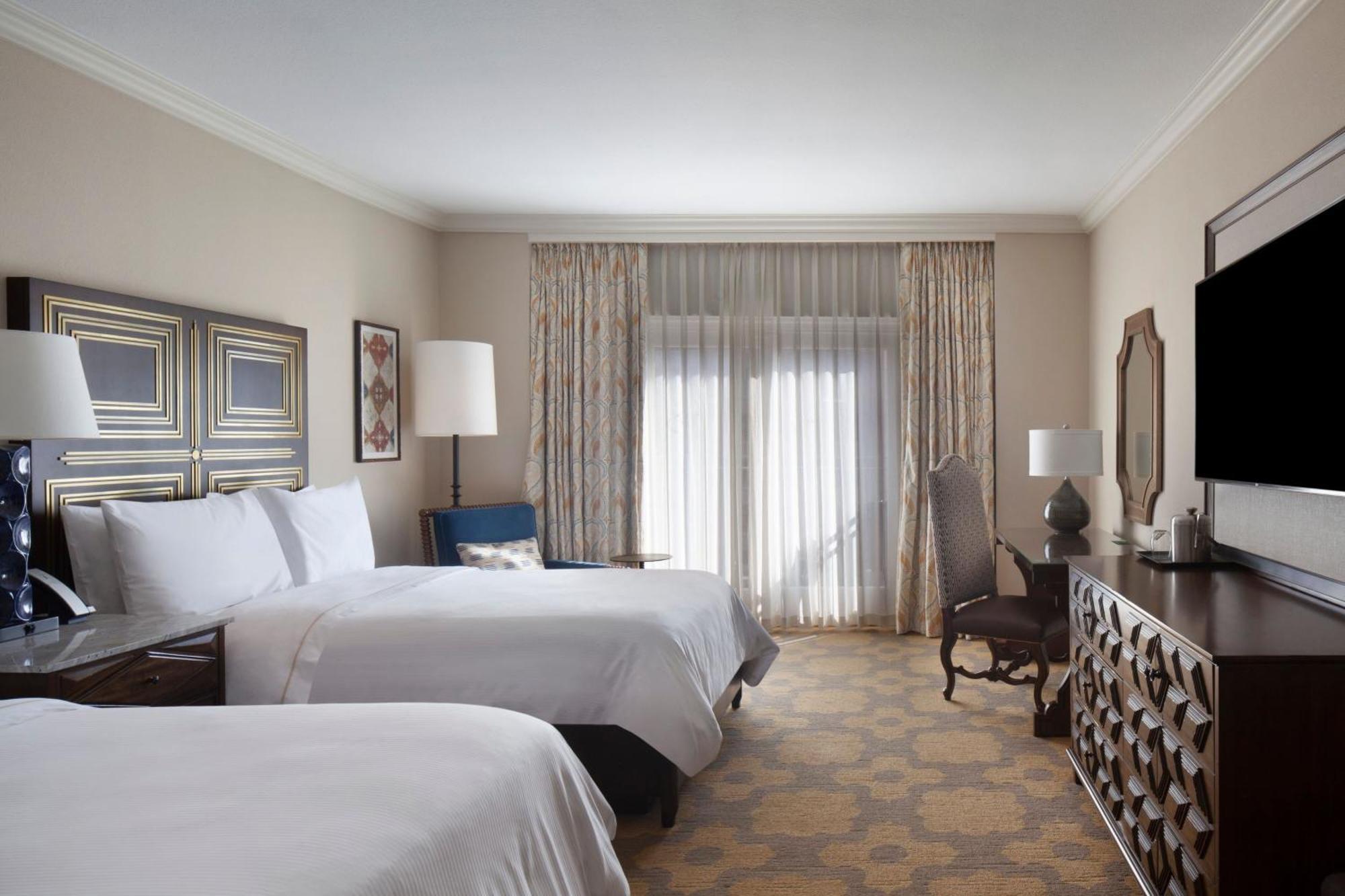 Deluxe Double, Guest room, 2 Double, River Side view