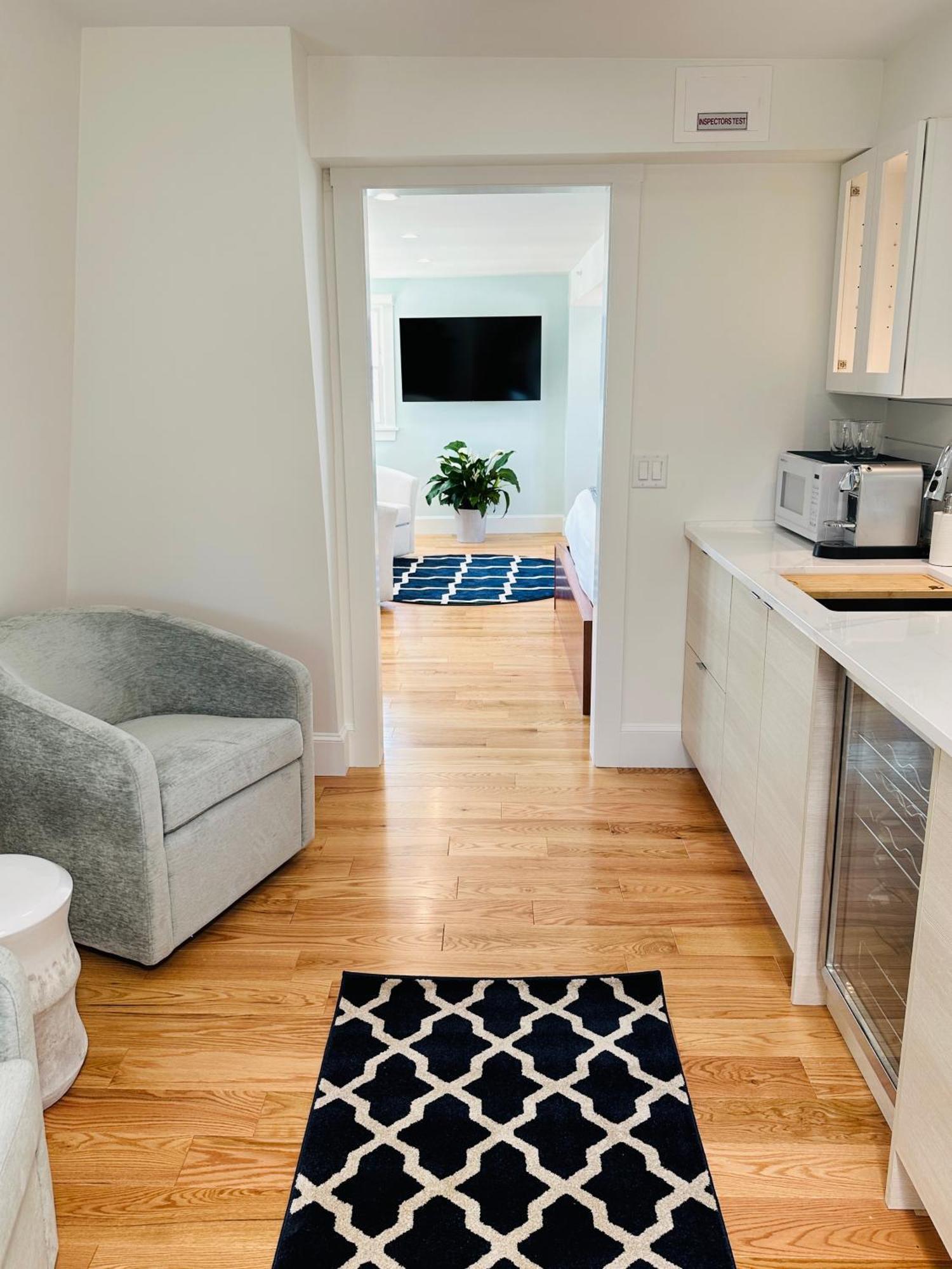 Suite with Balcony,1693278157:JPEG