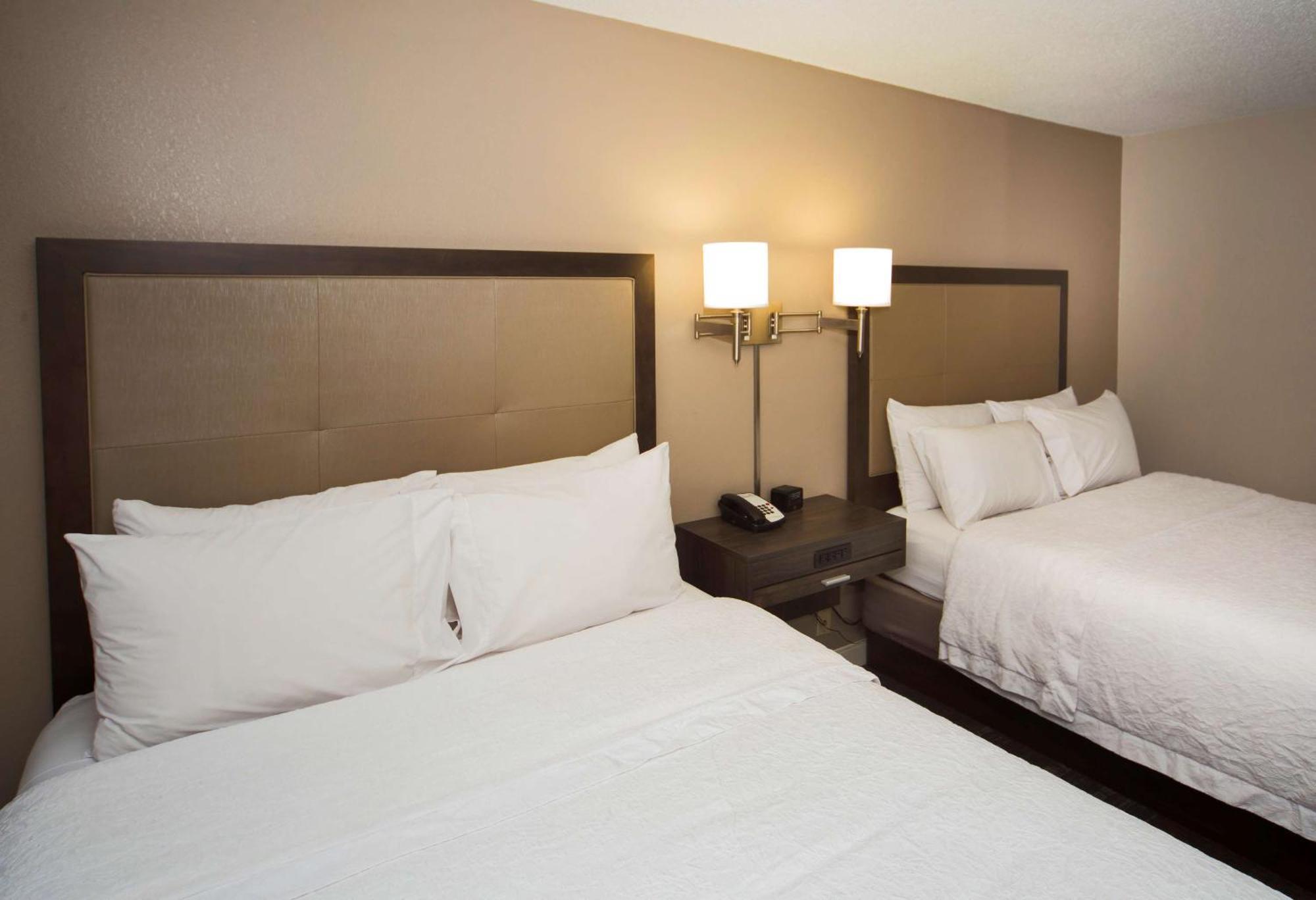 Room with Two Queen Beds - Non-Smoking