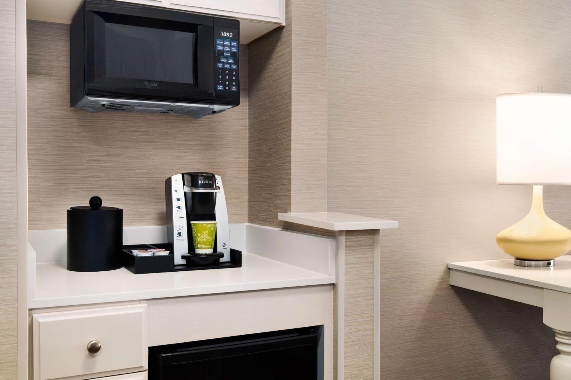 King Room with Sofa Bed,1551661519:JPEG