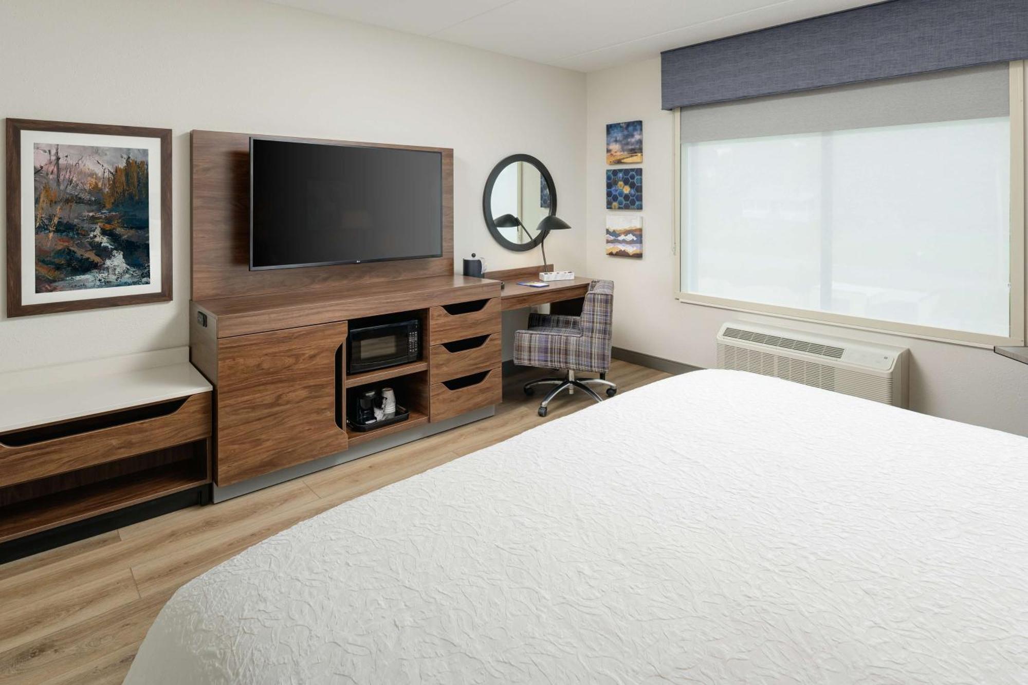 King Room,1551947098:JPEG