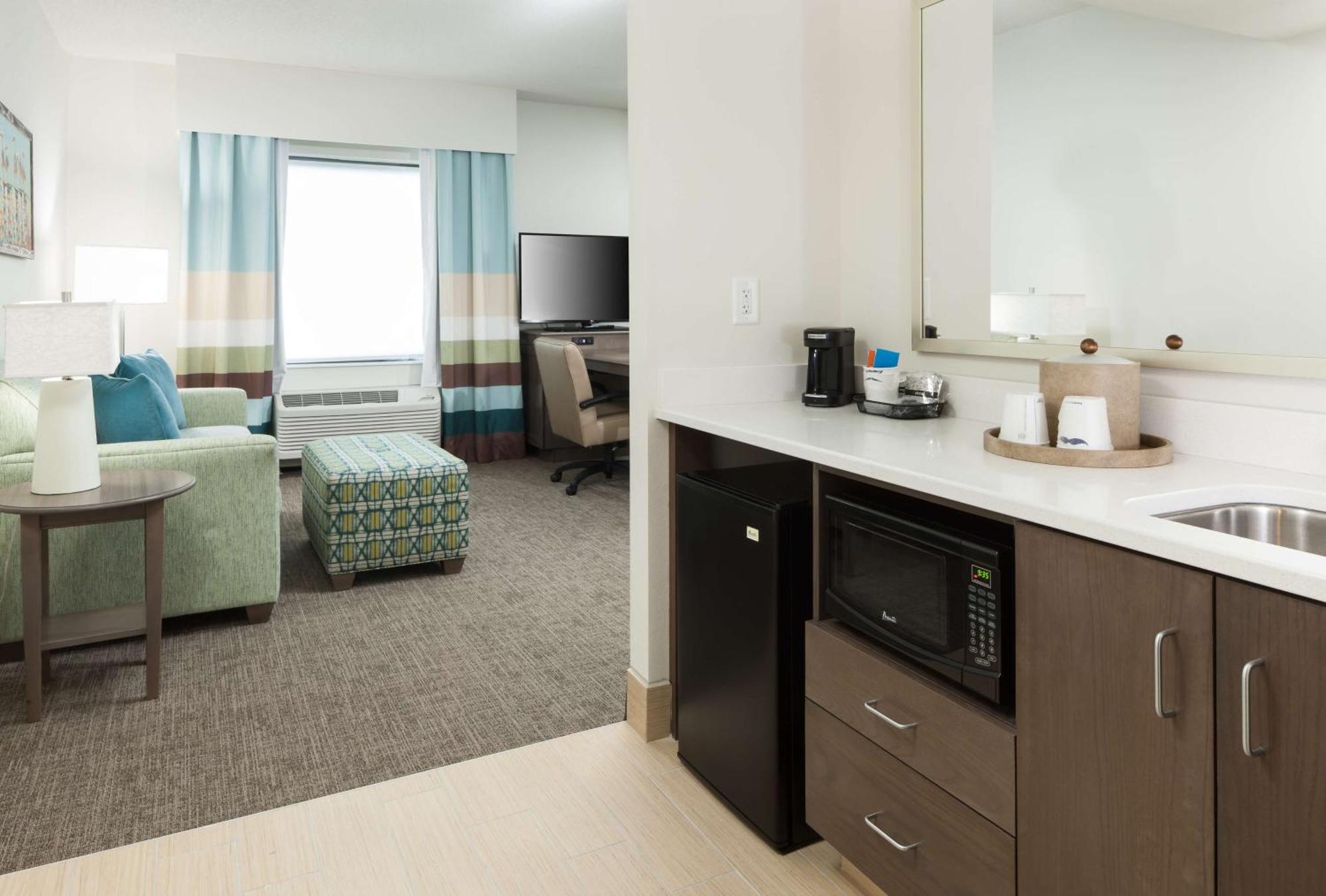 Executive King Suite - Non-Smoking City View