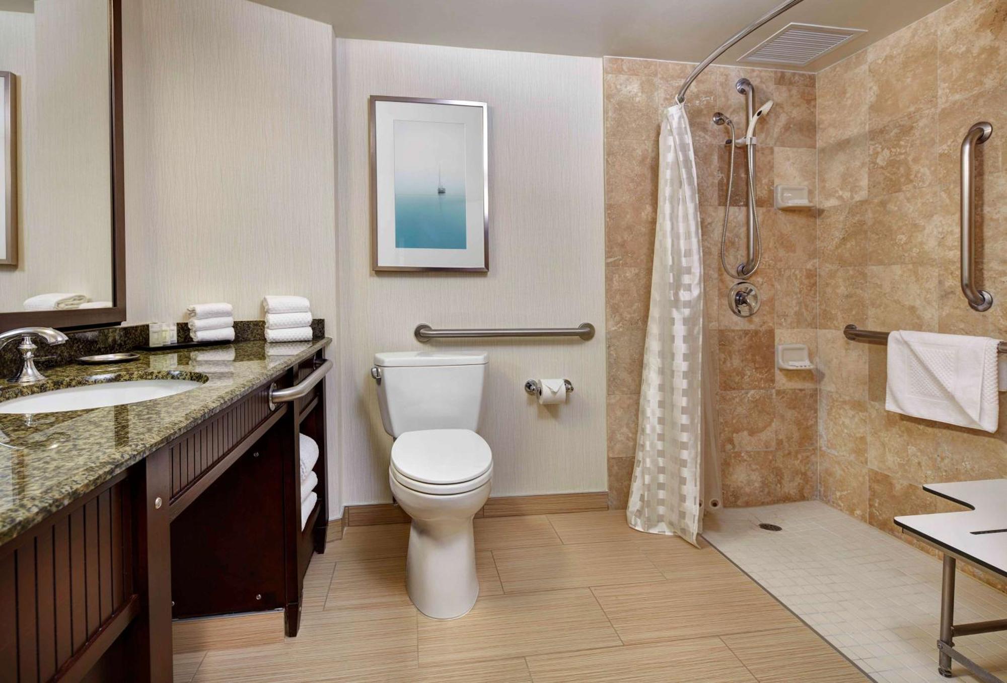 King Room Roll Shower Mobility Access,1552285660:JPEG