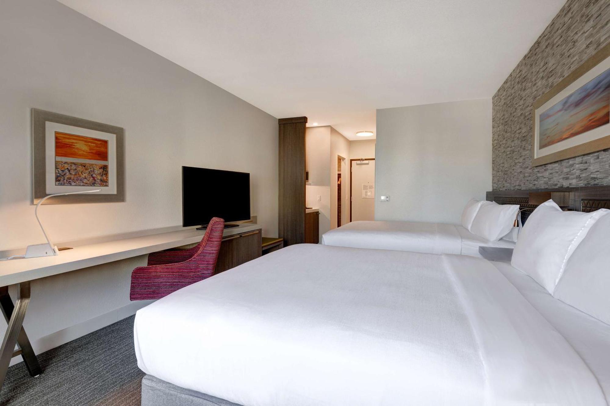 Queen Room with Two Queen Beds