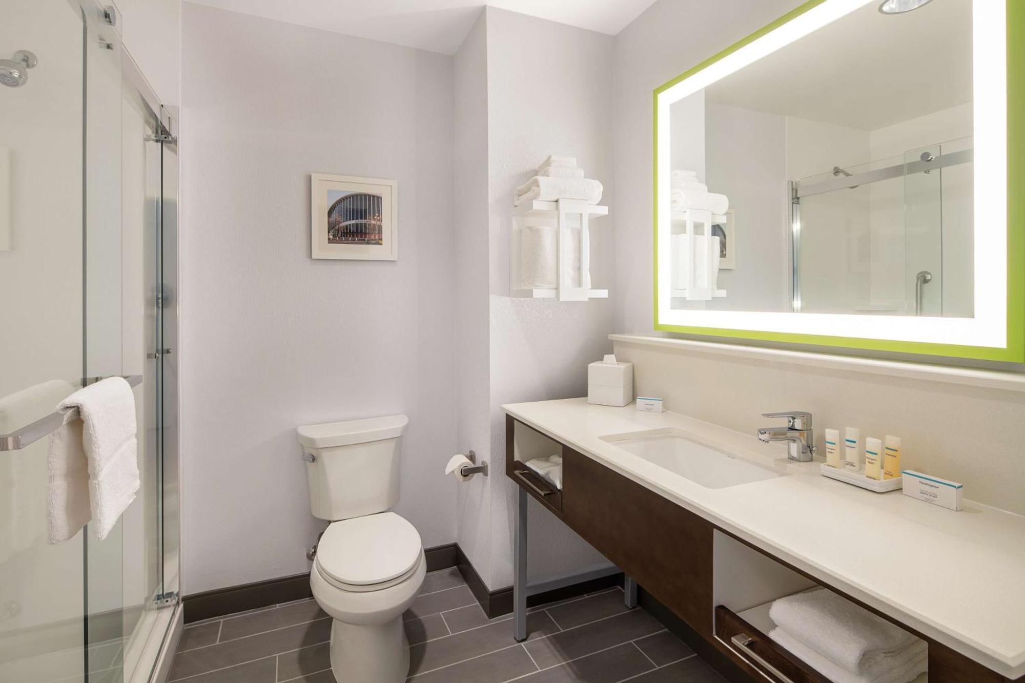 King Room with Sofa Bed - Non-Smoking,1557091306:JPEG