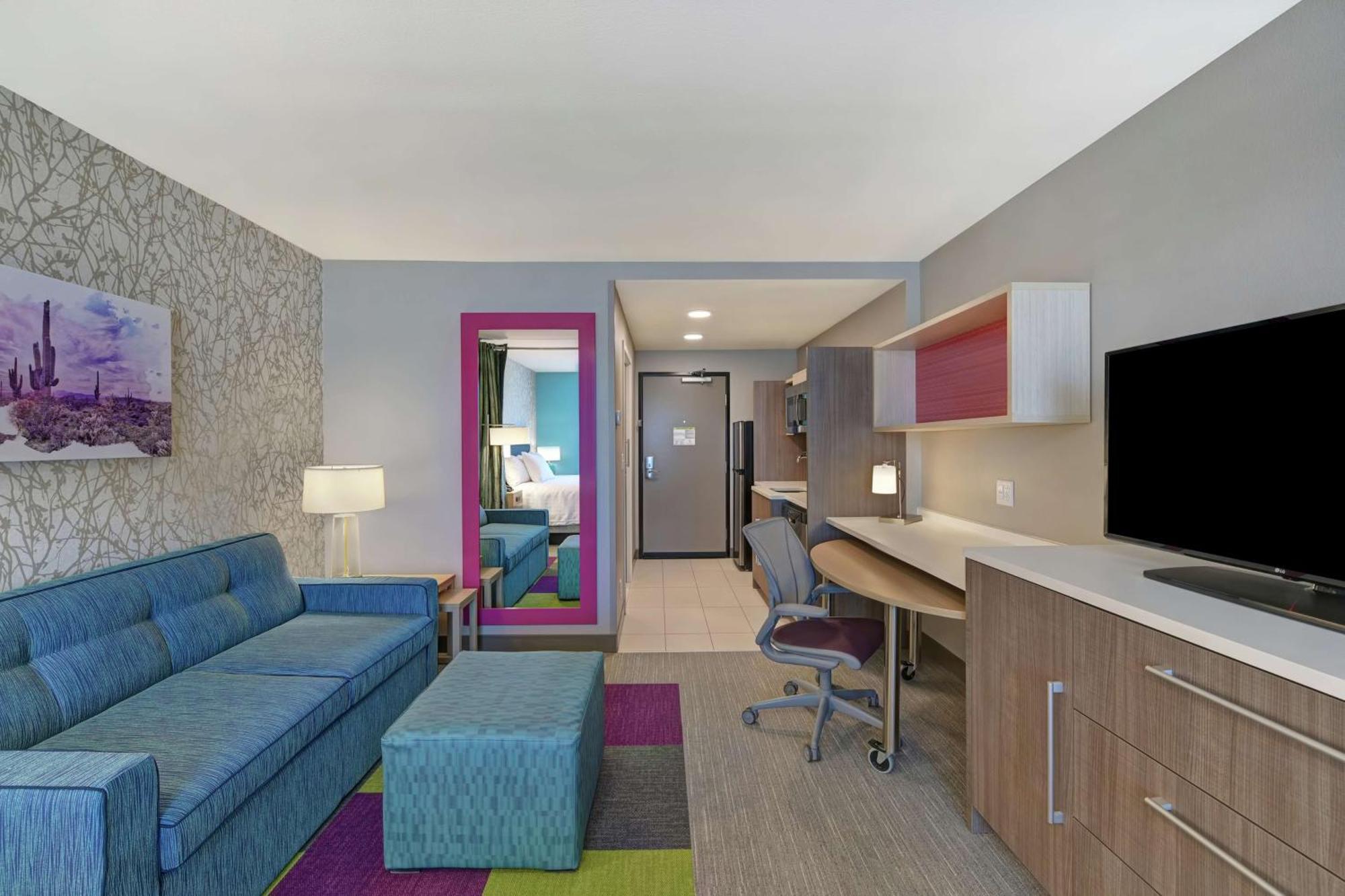 King Studio Suite - Non-Smoking