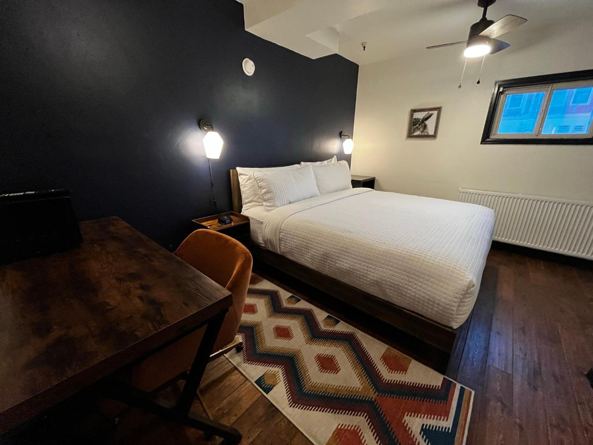 Standard King Room,1565573116:JPEG