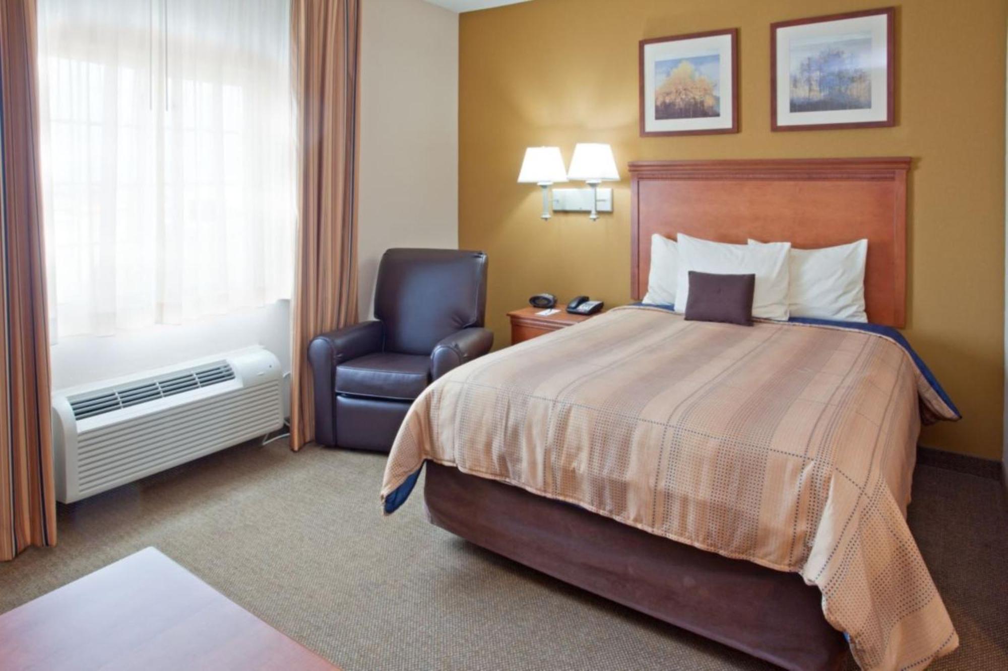 Queen Studio Suite